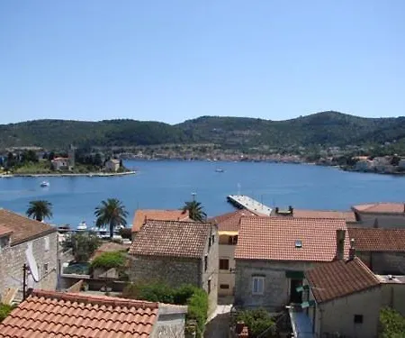 아파트 Vis Simunovic